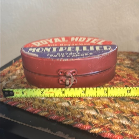 Vintage Red and Blue Decorative Box - Picture 8 of 13